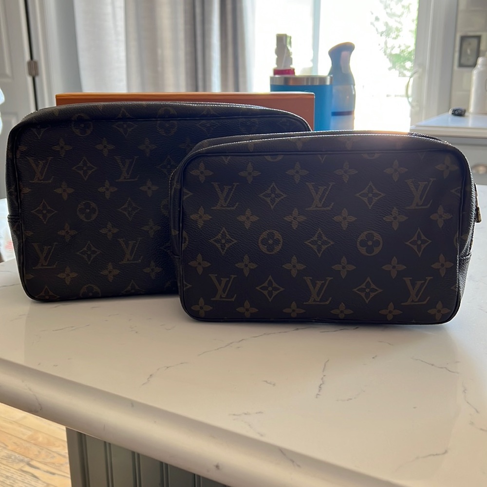 LOUIS VUITTON TROUSSE SET (23 and 28)